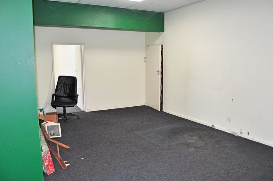 To Let commercial Property for Rent in Paarden Eiland Western Cape